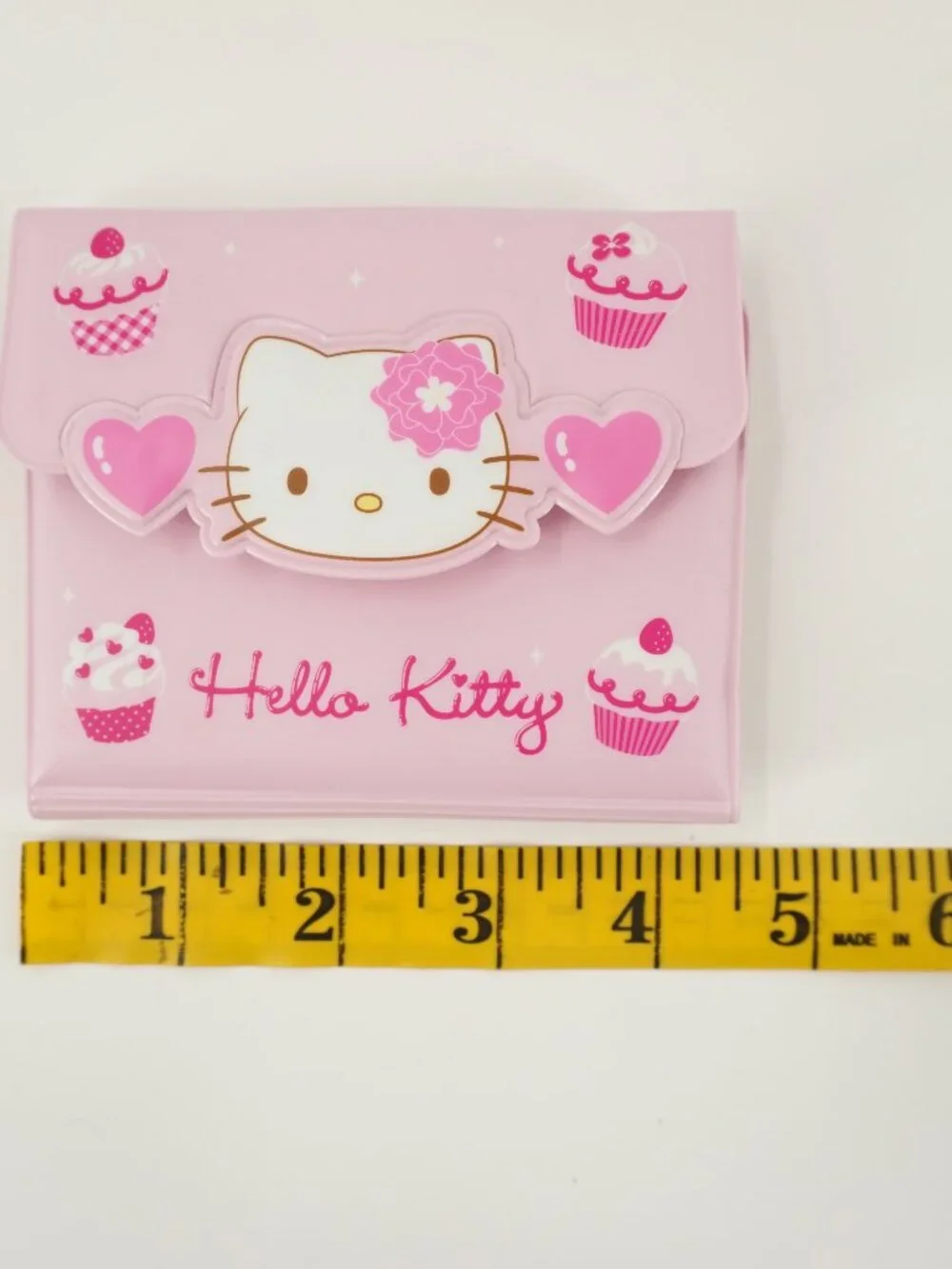 Vintage Sanrio Hello Kitty Tri-Fold Wallet 2011 Pink Cupcake